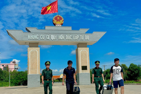 Giải cứu thành công 2 công dân Việt Nam bị lừa bán sang Campuchia