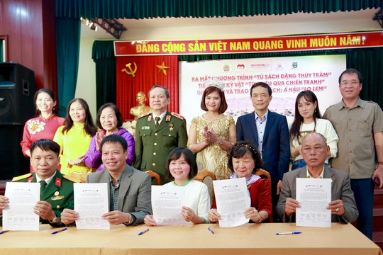 Ra mắt chương trình "Tủ sách Đặng Thùy Trâm"