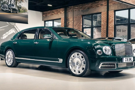 Chiêm ngưỡng chiếc Bentley Mulsanne đặc biệt của cố Nữ hoàng Anh Elizabeth II