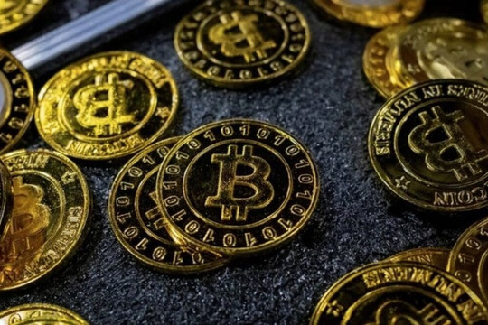 Bitcoin cán mốc kỷ lục của năm