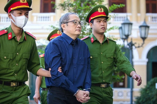 Cựu Giám đốc Bệnh viện TP. Thủ Đức bị đề nghị truy tố liên quan Việt Á