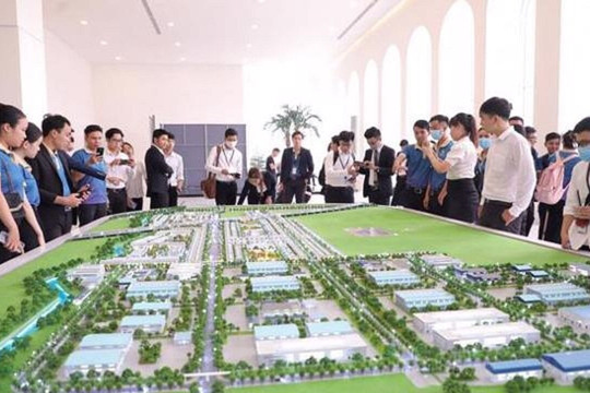 Thị trường ấm dần, môi giới bất động sản khấp khởi quay lại nghề