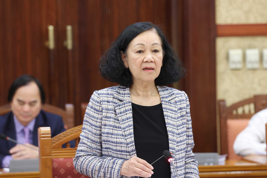 Triển khai chương trình làm việc của Bộ Chính trị, Ban Bí thư năm 2024