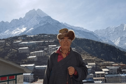 'Đỉnh Everest quá đông đúc, bẩn thỉu'