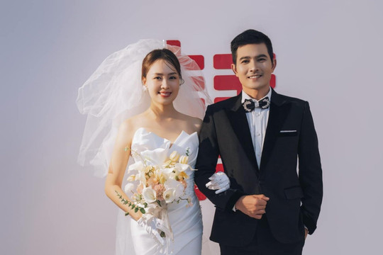 Hồng Diễm chụp ảnh cưới bên mỹ nam phim 'Gia đình mình vui bất thình lình'
