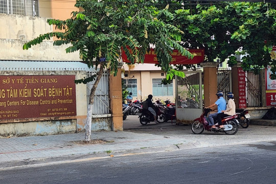 Tiền Giang: Truy tố nhiều cựu cán bộ CDC nhận tiền "lại quả" từ công ty Việt Á