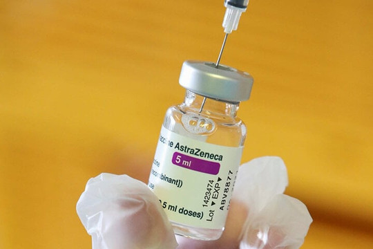 Bộ Y tế: Người từng tiêm vaccine COVID-19 AstraZeneca không nên lo lắng