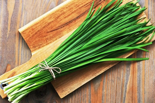 Loại rau gia vị quen thuộc lại là thuốc quý nhiều người không biết