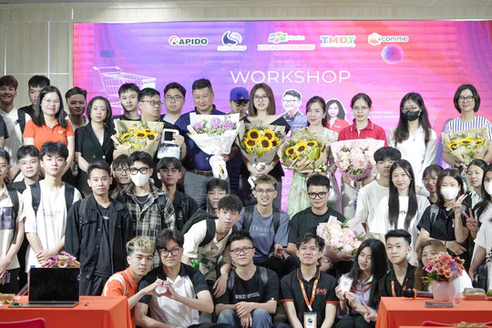 Hợp tác hỗ trợ phát triển cho sinh viên ngành thương mại điện tử 