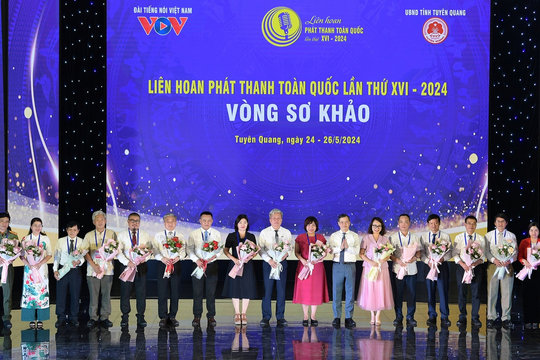 Toàn cảnh lễ khai mạc vòng Sơ khảo Liên hoan Phát thanh toàn quốc lần thứ 16