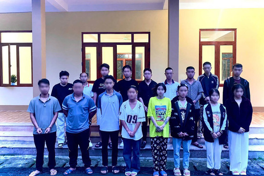 Bắt nhóm nam nữ quan hệ tình dục rồi phát trực tiếp lên mạng xã hội ở Lai Châu