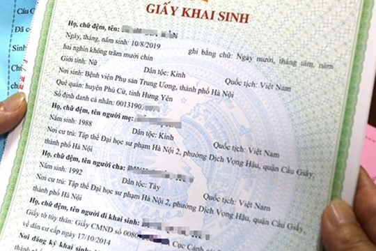 Chưa đăng ký kết hôn, cha mẹ có được đăng ký khai sinh cho con?