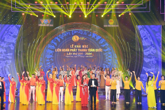 Toàn cảnh lễ khai mạc vòng chung khảo Liên hoan Phát thanh toàn quốc lần thứ XVI
