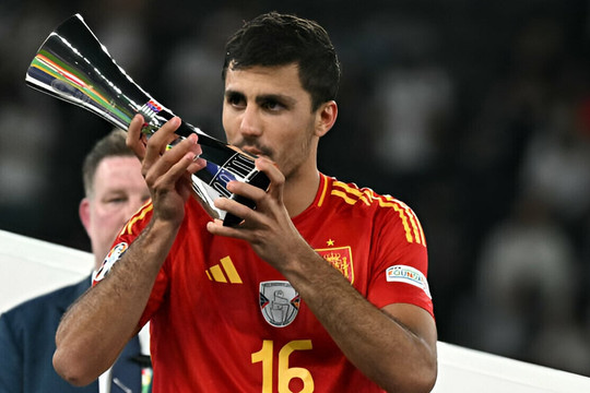 Vì sao Rodri xuất sắc nhất EURO 2024?