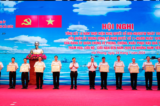 Quân chủng Hải quân hoàn thành tốt nhiệm vụ tìm kiếm cứu nạn