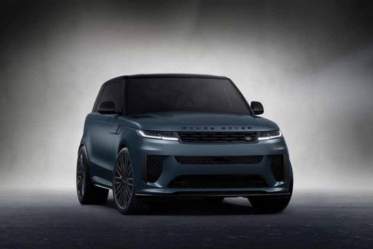 Land Rover giới thiệu phiên bản mới cho Range Rover Sport