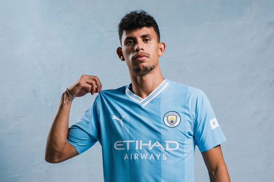 Man City rao bán ngôi sao 54 triệu bảng, Liverpool gia nhập cuộc đua