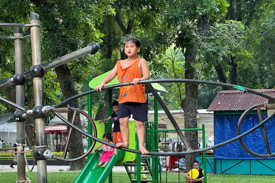 Công viên Thống Nhất vắng khách dịp nghỉ lễ 2/9