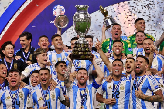 Lịch thi đấu vòng loại World Cup 2026 khu vực Nam Mỹ: Argentina gặp khó