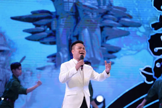 NSƯT Hoàng Tùng hát tôn vinh cha mẹ nhân dịp Tết Trung thu