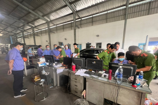 Xét xử 15 bị cáo vụ sai phạm tại trung tâm đăng kiểm ở Đồng Nai