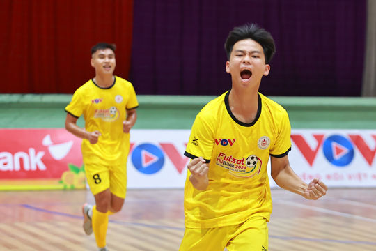 Xác định 2 đội vào chung kết giải Futsal Sinh viên khu vực Hà Nội 2024
