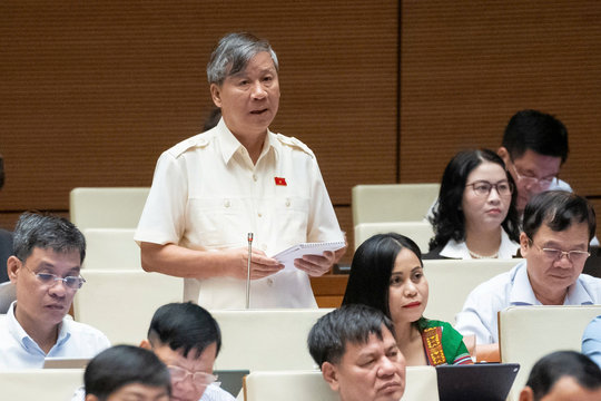 ĐBQH: Kê đơn thuốc qua mạng sẽ hết lo 'chữ bác sĩ xấu, không đọc nổi'