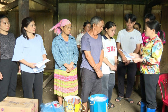 Chương trình "Mẹ đỡ đầu" – điểm tựa cho trẻ khó khăn tại Bắc Kạn