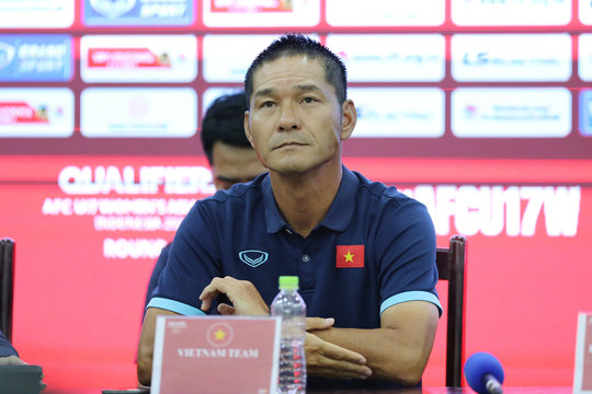 VFF bất ngờ chia tay HLV ngoại