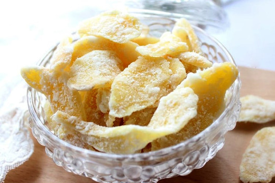 Cách làm mứt gừng ăn Tết, chống mệt mỏi hay say tàu xe