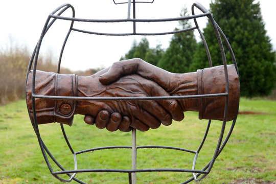 Tiếng hát đặc biệt đêm Giáng sinh 1914 giúp Thế chiến I tạm ngưng tiếng súng