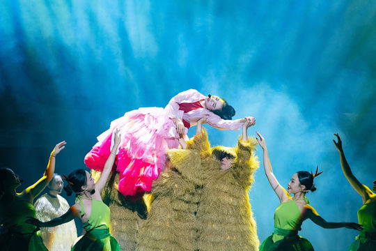 Con gái Thanh Thanh Hiền diễn Thị Nở, diva Mỹ Linh bất ngờ