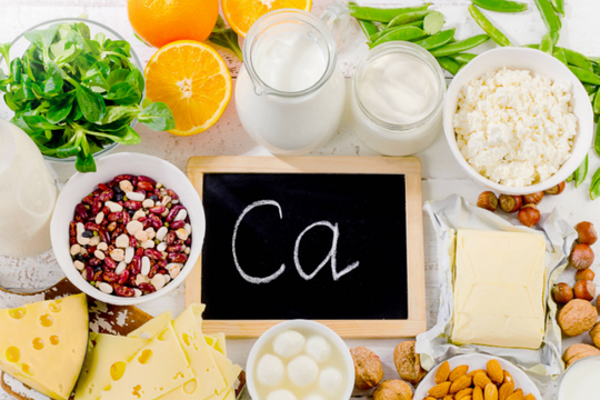 Dấu hiệu cảnh báo cơ thể đang thiếu hụt canxi