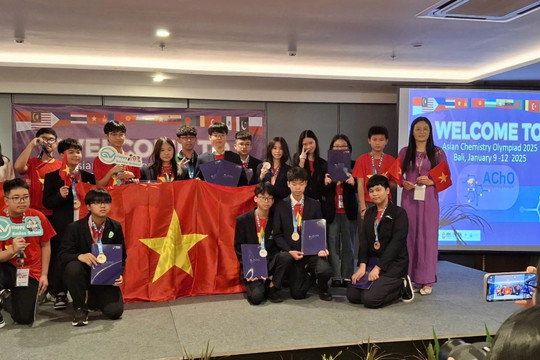 Học sinh Việt Nam giành 9 huy chương Vàng, Bạc tại Olympic Hóa học Châu Á