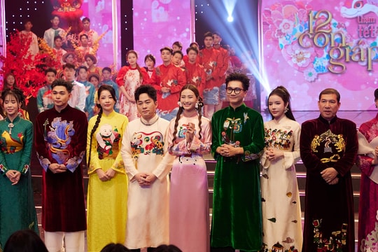 Chi Pu, Trang Pháp, Kiều Anh rực rỡ trong áo dài 12 con giáp