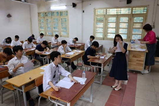 Các trường đau đầu giải bài toán dạy thêm miễn phí cho học sinh cuối cấp