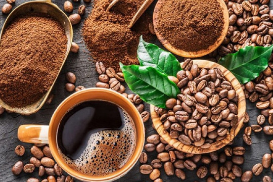Lần đầu tiên xuất khẩu cà phê vượt 1 tỷ USD chỉ trong 1 tháng