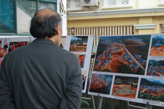 Sách ảnh “Vươn lên thôn Làng Nủ”: Hành trình vực dậy từ đau thương