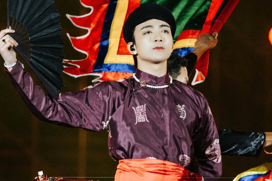 Soobin Hoàng Sơn lọt top 10 Gương mặt trẻ Việt Nam tiêu biểu 2024