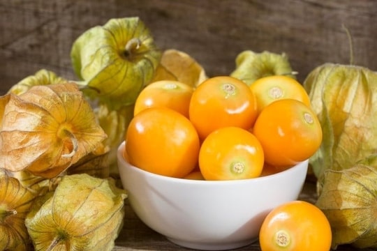 Loại quả Việt mọc dại ven đường từng chẳng ai ngó đến, là "thuốc quý" cực dắt đỏ