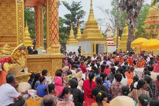 Bạc Liêu hỗ trợ, tạo điều kiện để đồng bào dân tộc Khmer đón Tết cổ truyền