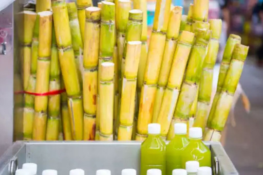 5 cách uống nước mía an toàn vào mùa hè