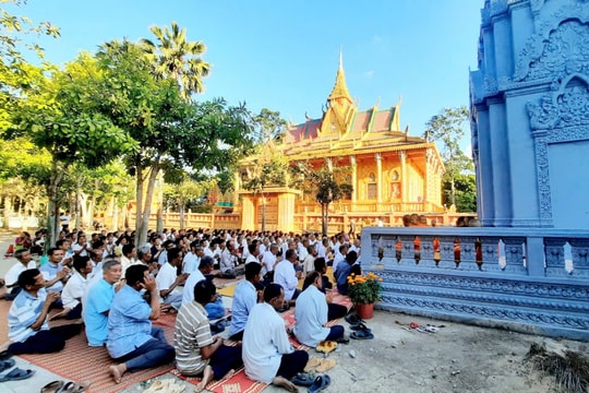 Đồng bào Khmer đón Tết cổ truyền Chôl Chnăm Thmây