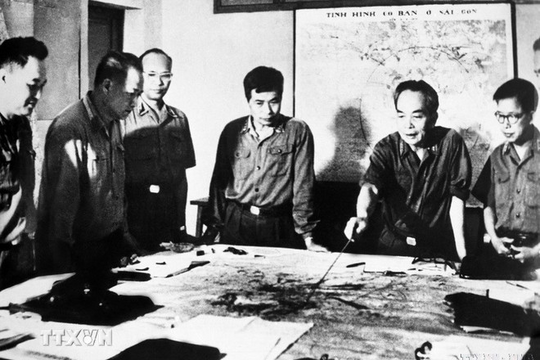 Bản tin Chiến thắng 22/4/1975: Duyệt kế hoạch tác chiến Chiến dịch Hồ Chí Minh