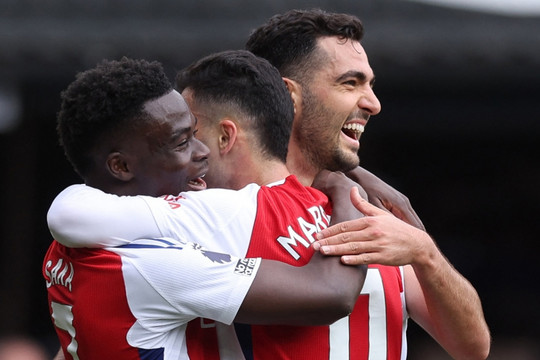 Lịch thi đấu bóng đá hôm nay 23/4: Arsenal nỗ lực ngăn Liverpool vô địch sớm