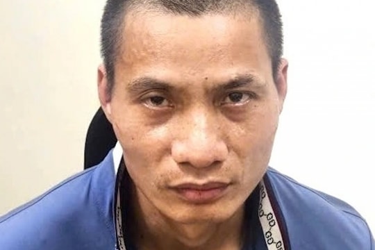 Nóng 24h: Nghi phạm dùng dao và xăng cướp ngân hàng ở Hà Nội khai gì?