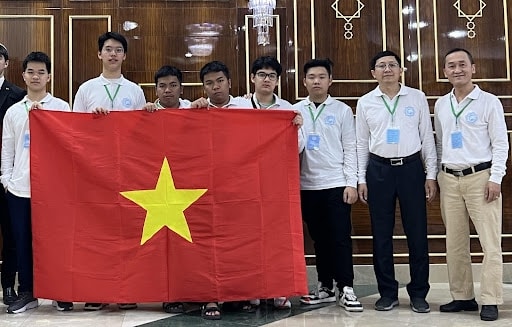 6/6 học sinh Việt Nam thi Olympic Giao lưu Toán học Turkmenistan đoạt HCV