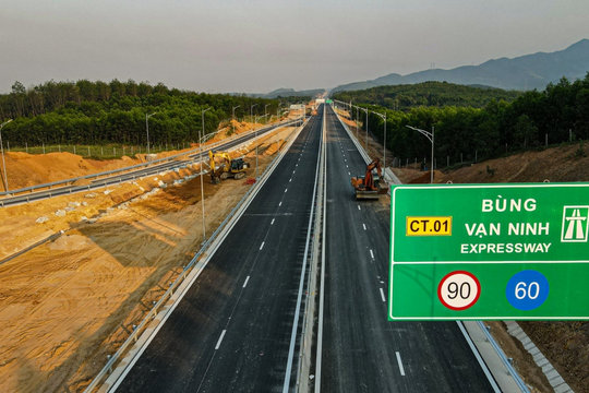 Đảm bảo an toàn giao thông trên 3 tuyến cao tốc Bắc-Nam mới đưa vào khai thác