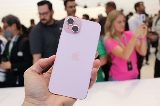 iPhone 15 giảm giá mạnh, liệu có còn nên mua?