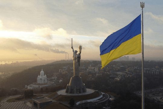 Lệnh ngừng bắn có hiệu lực, các thành phố Ukraine yên tĩnh